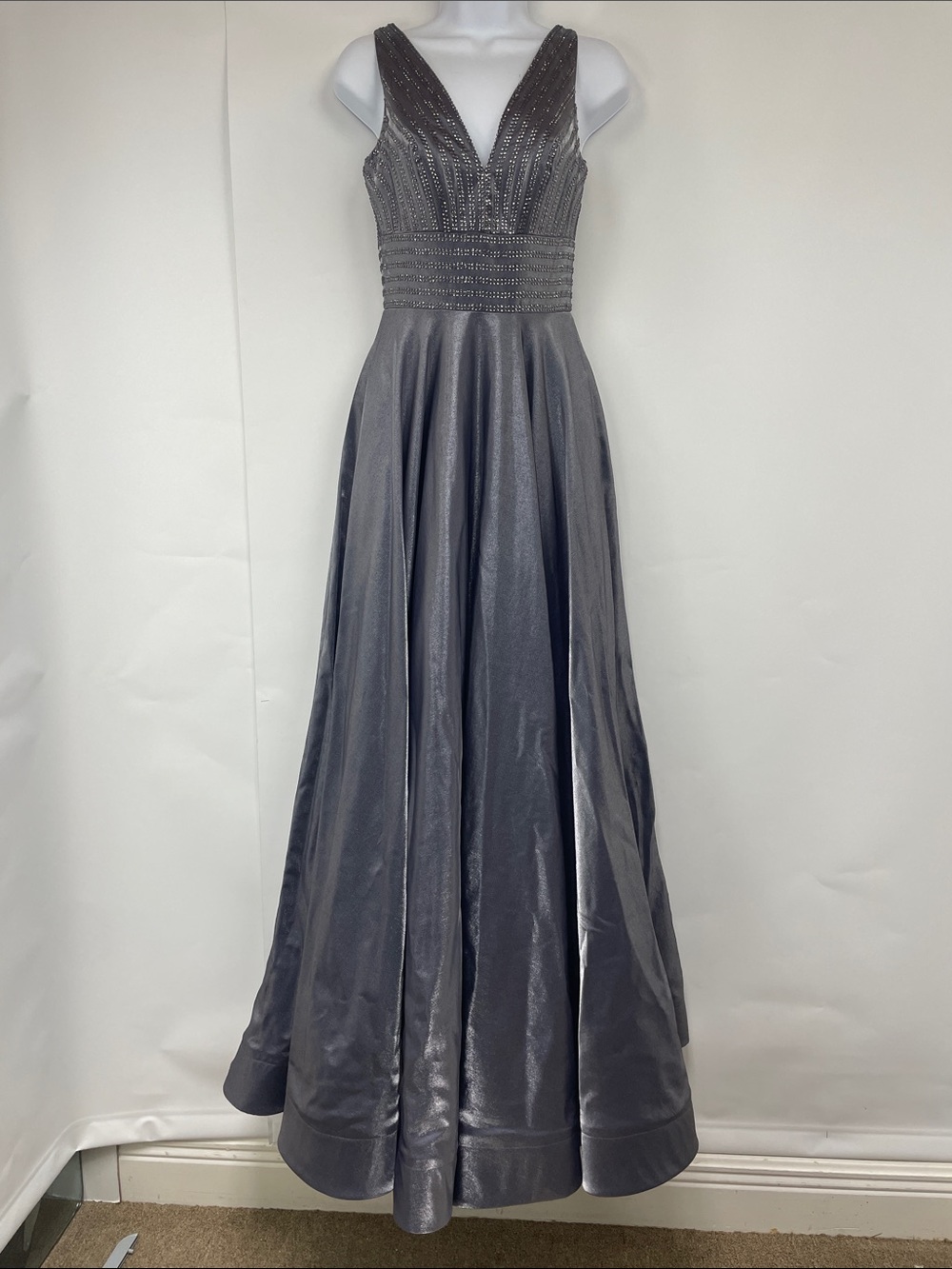 Abbi Vonn Elegant Women's Metallic Charcoal Evening Gown, Size 0
